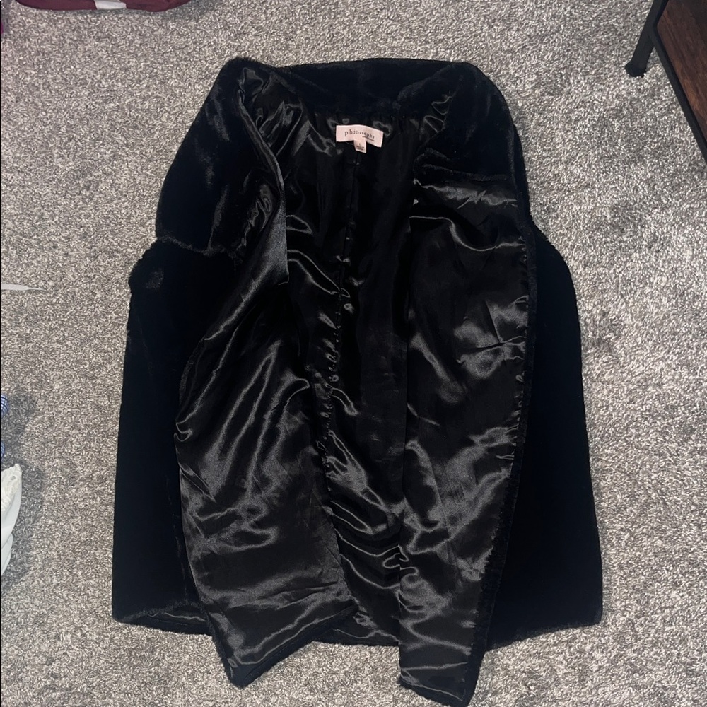 Philosophy Black Faux Fur Vest - Picture 1 of 3